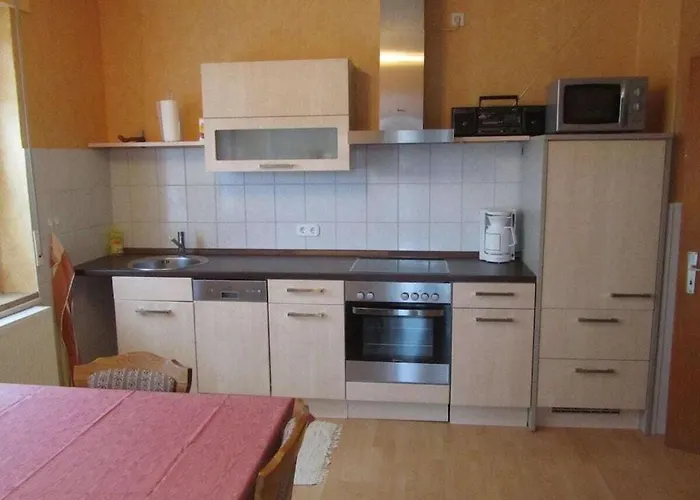 For Fitters In The Hunsrueck * Benzweiler